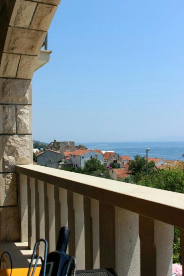 Apartments Marin Бол Екстериор снимка